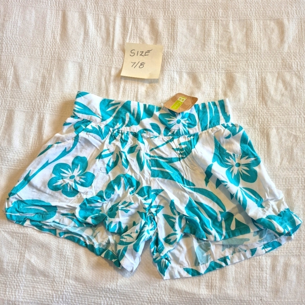 Crazy 8 girls size 7/8 or Medium 100% Rayon blue & white shorts NWT